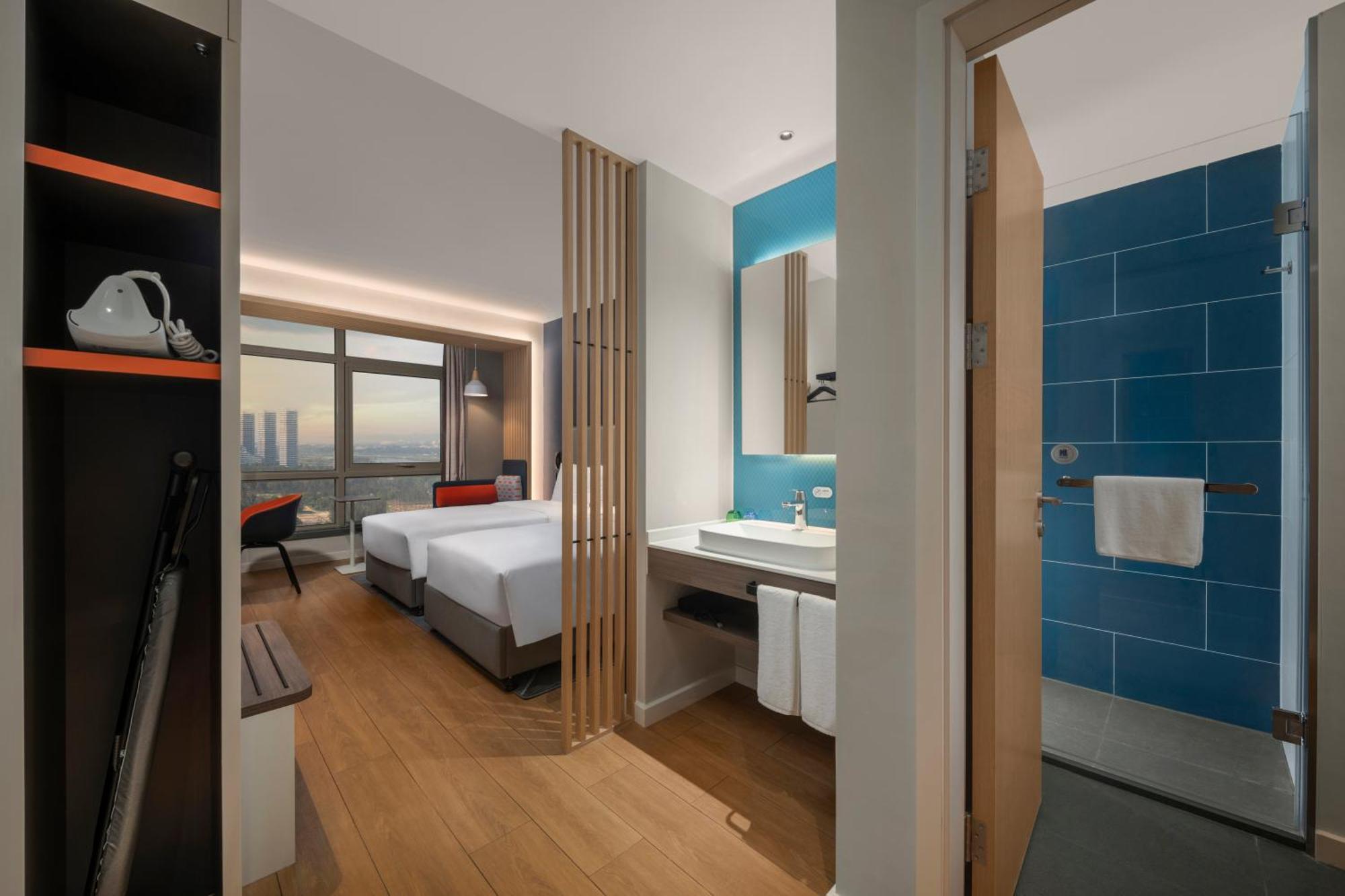 Holiday Inn Express Beihai Silver Beach By Ihg Exteriör bild